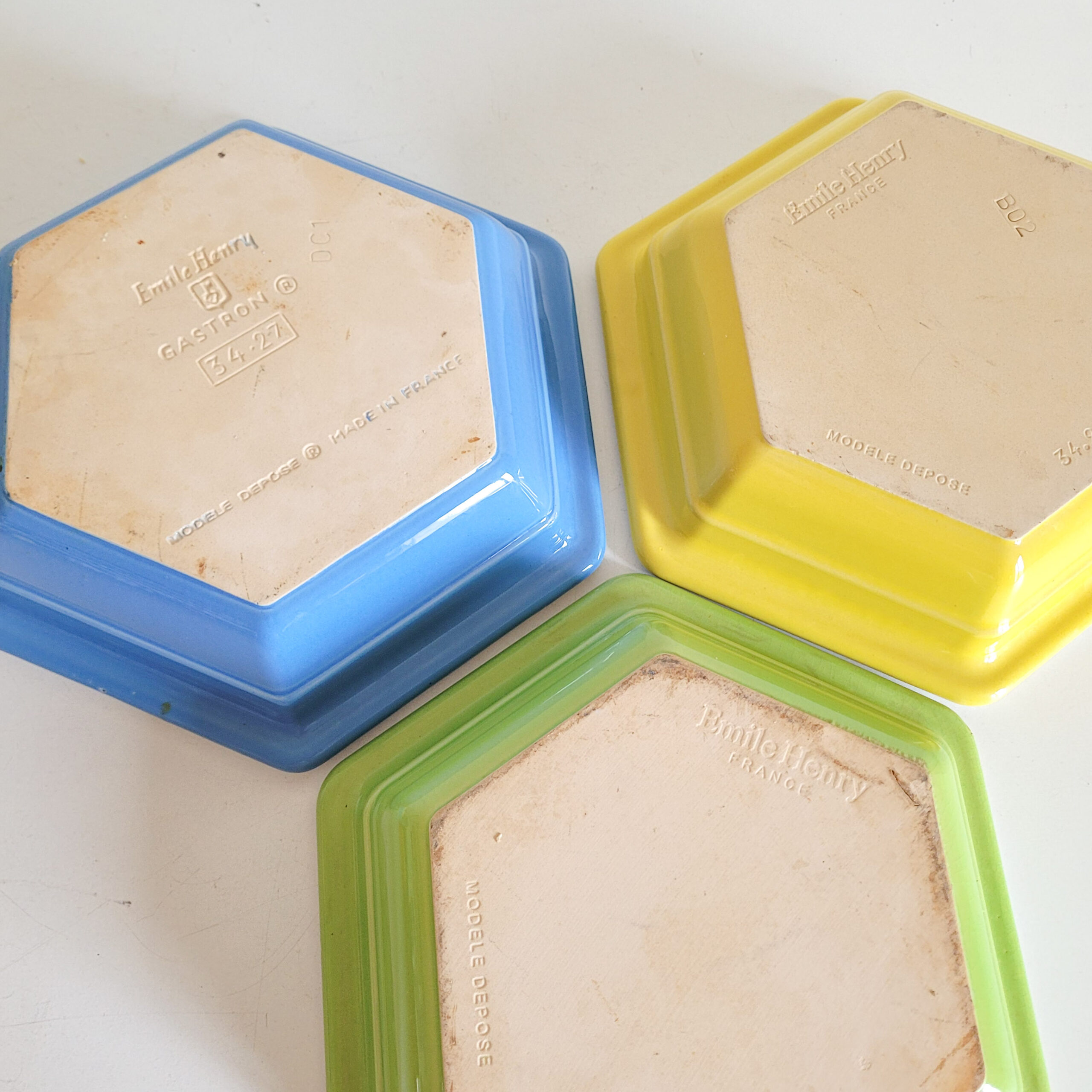 Plat à gratin Emile Henry Hexagonal vintage - Au choix – Image 3