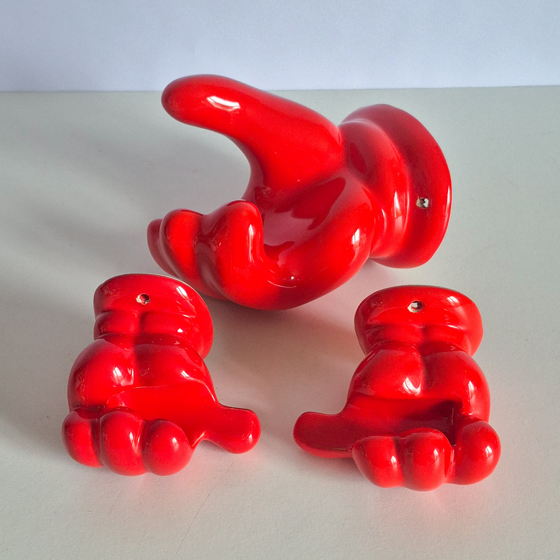 Ensemble main céramique rouge design Jean Claude Peiré