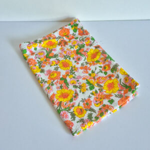 Torchon décor floral orange rose jaune vintage