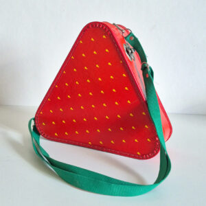 Sac en forme de fraise vintage