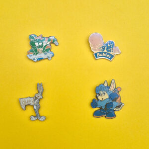 Pin's vintage - A l'unité